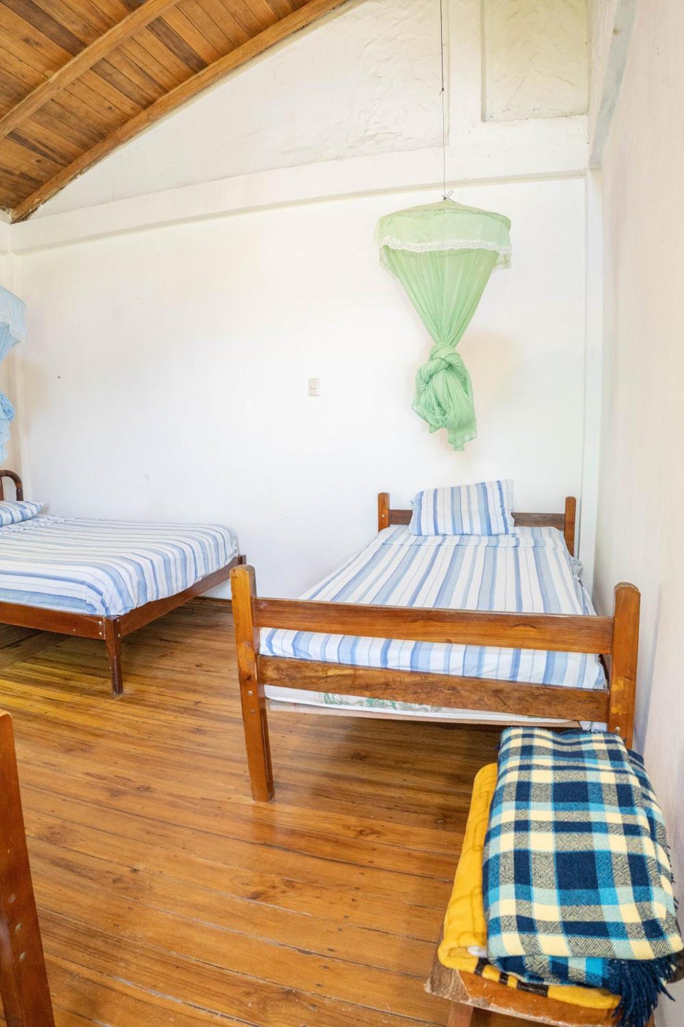 Bed And Breakfast Puerto López Екстериор снимка