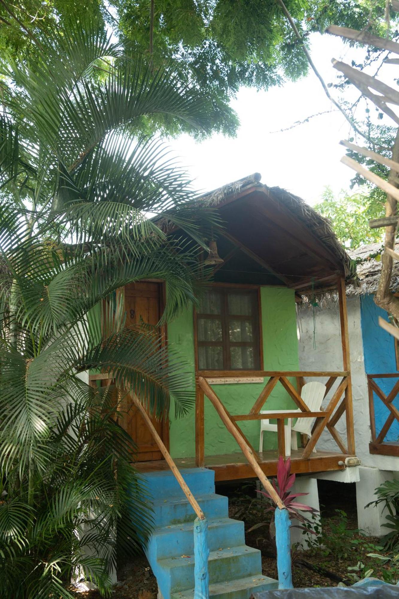 Bed And Breakfast Puerto López Екстериор снимка