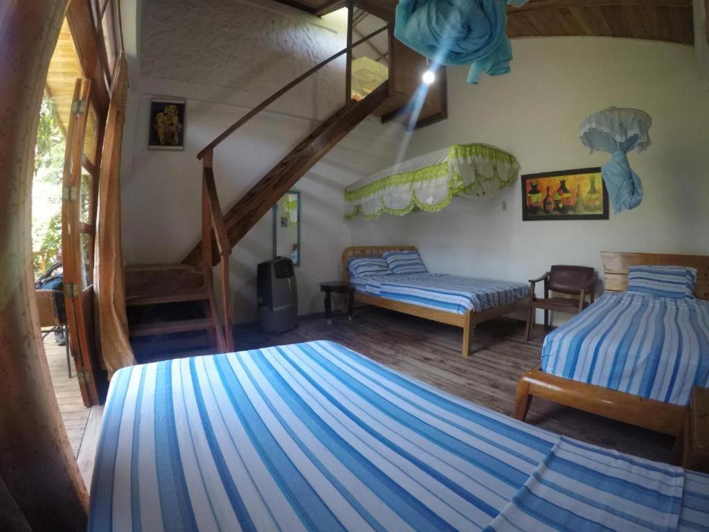 Bed And Breakfast Puerto López Екстериор снимка