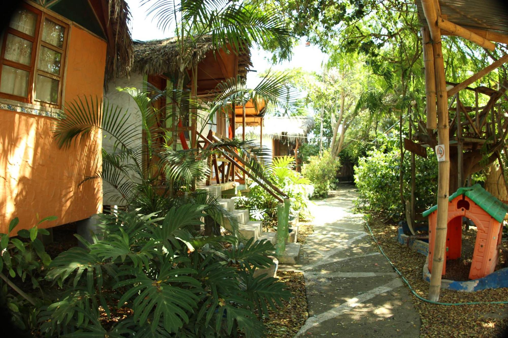 Bed And Breakfast Puerto López Екстериор снимка